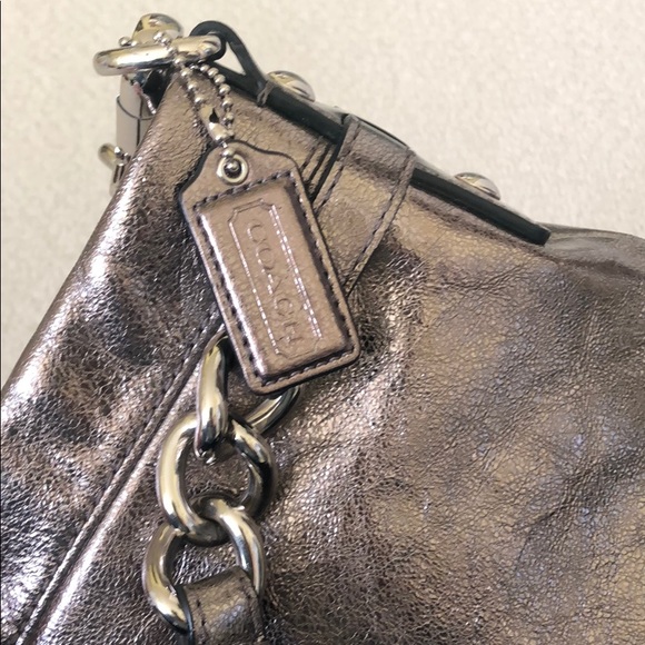Women’s metallic coach bag - Picture 2 of 6
